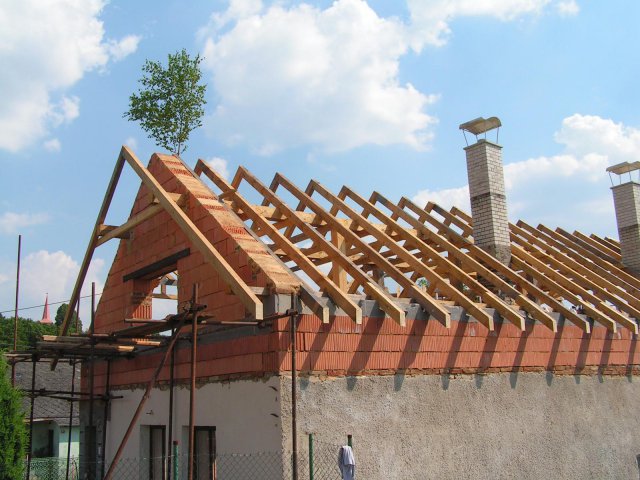 Rekonstrukce střechy